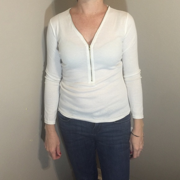 LSE white 3/4 sleeve top