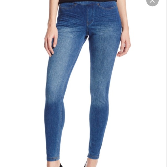 Hue Jeggings