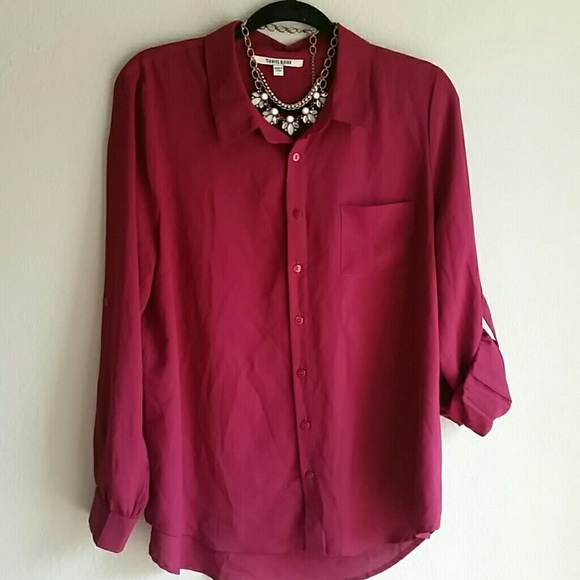 ❌ SOLD Maroon Blouse