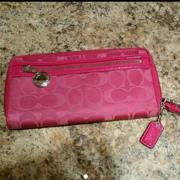 Coach purse and wallet - Picture 3 of 4