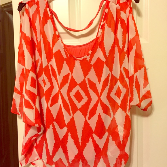 Coral/white loose fitting top from Arden B!