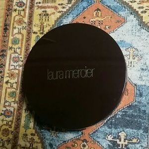 Laura Mercier Smooth Finish Foundation Powder 04