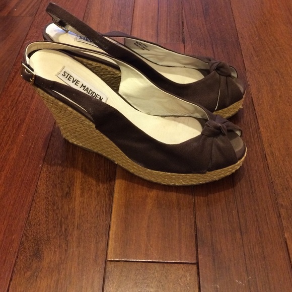 Steve Madden Slingbacks