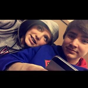 Meet your Posher, Hunter