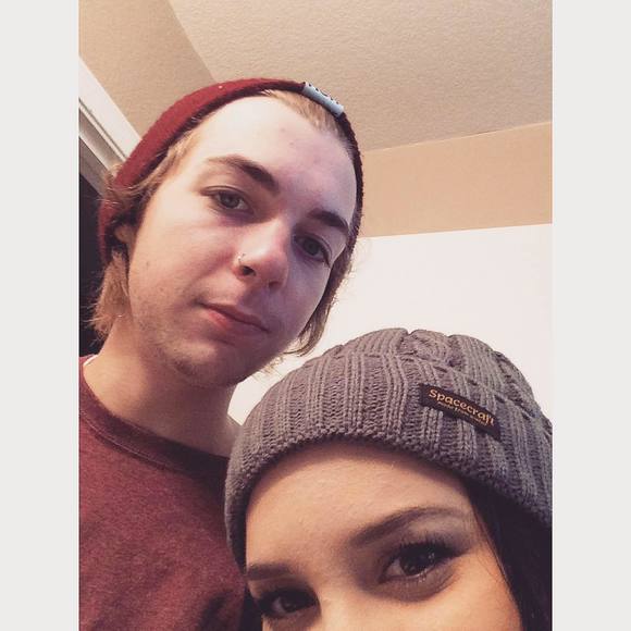 Meet your Posher, Mikayla - Picture 1 of 1