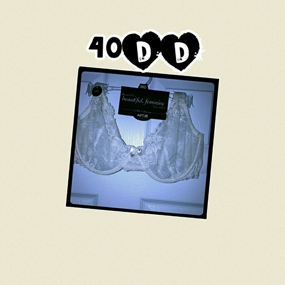 **Brand new size 40DD bra**