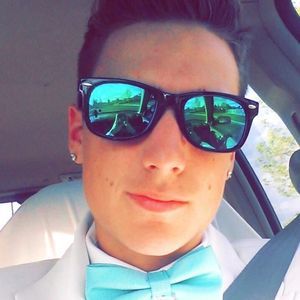 Meet your Posher, Cale