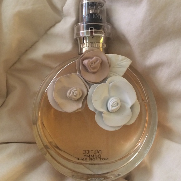 Valentino purfume