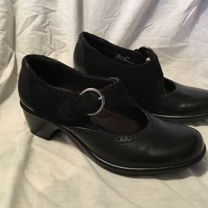 Clarks Mary Janes