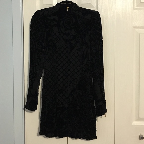 H&MxBalmain long sleeved black velvet dress - Picture 2 of 4