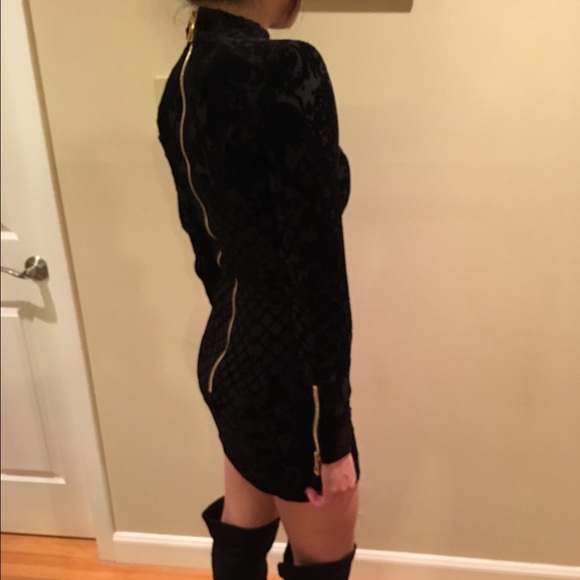 H&MxBalmain long sleeved black velvet dress - Picture 4 of 4