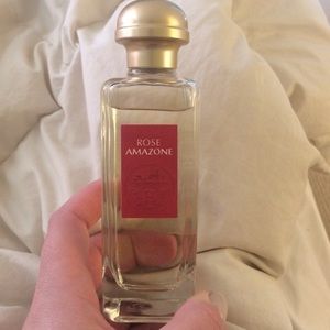 Hermes rose Amazon purfume