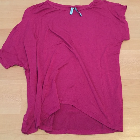 Guess tee - Picture 2 of 2