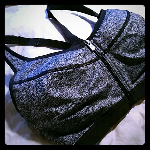 Knockout Sports Bra by Victoria's Secret size 32DD