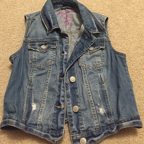 Aeropostale distressed jean jacket - Picture 3 of 4