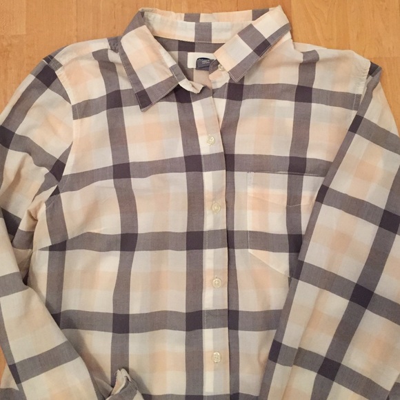 Checkered blouse - Picture 2 of 3