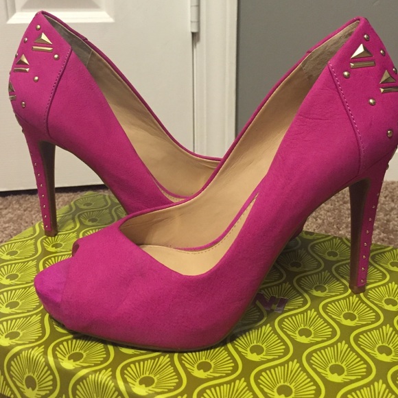 Pink high heels