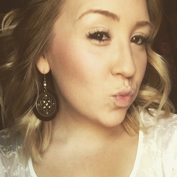 Meet your Posher, Sam