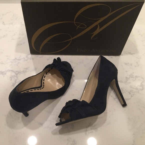 Enzo Angiolini Navy Suede Eamielee High Heel Pump - Picture 2 of 3