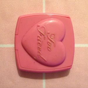 Too Faced blush sampler in Justify My Love