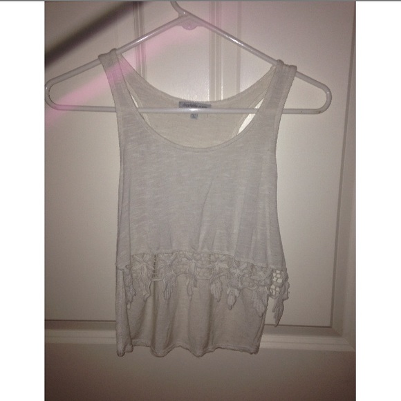 cute shirt, wore twice, great condition - Picture 1 of 3