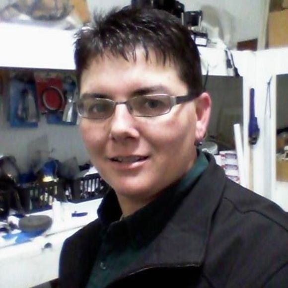 Meet your Posher, Chris - Picture 1 of 1