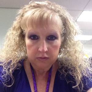 Meet your Posher, Deanna