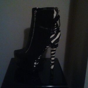 ZIGI NY Boots
