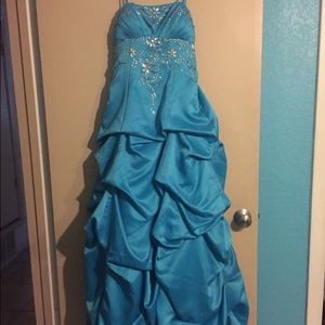Long blue dress
