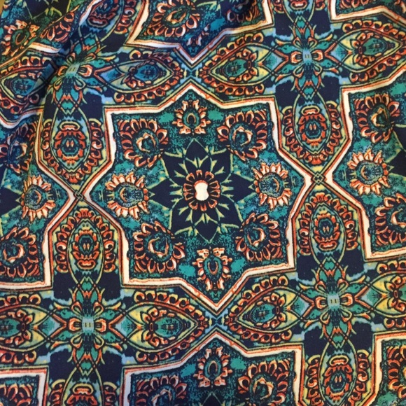Aztec Shorts - Picture 3 of 3