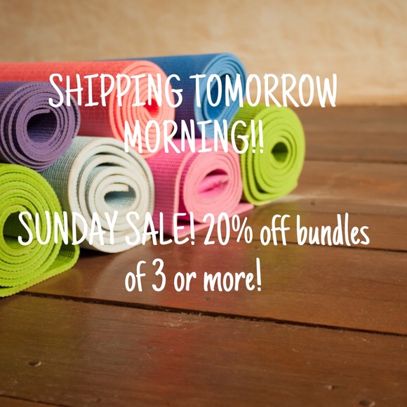 🎀 everything is on sale 🎀 shipping tomorrow 📦