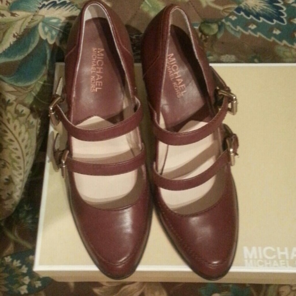 MICHAEL KORS MARY JANES - Picture 2 of 4