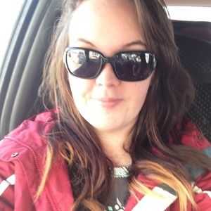 Meet your Posher, Rebecca