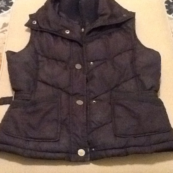 Nicole Miller black vest size small