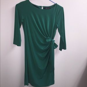 Green dress - size 2/4