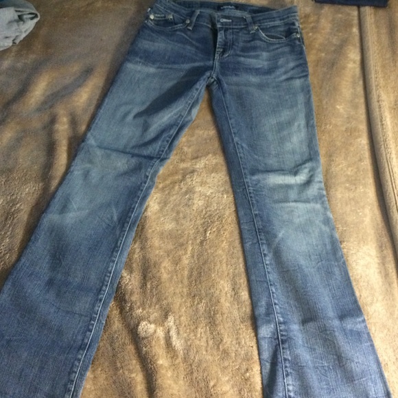 ROCK & REPUBLIC JEANS