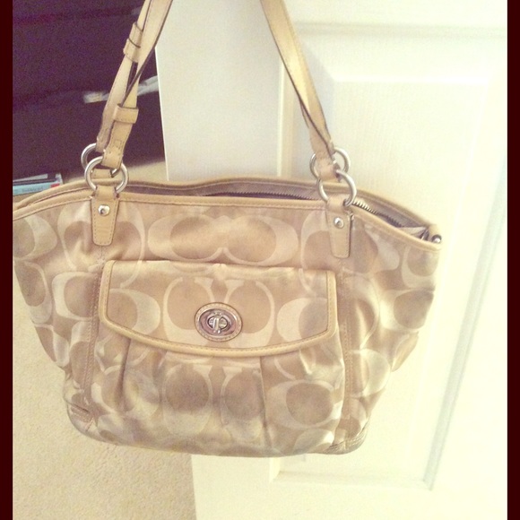 Coach purse--cream/gold with gold hardware - Picture 1 of 2