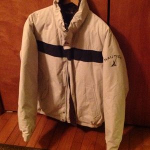 Men's Nautica winter coat like new size medium.