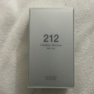 212 Carolina Herrera EDT