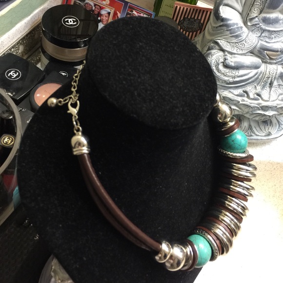 Necklace - Picture 2 of 2