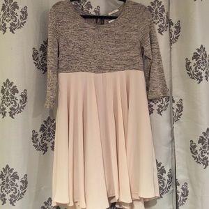 Cute ivory and oatmeal/taupe dress!!