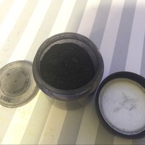MAC Dark Soul Pigment