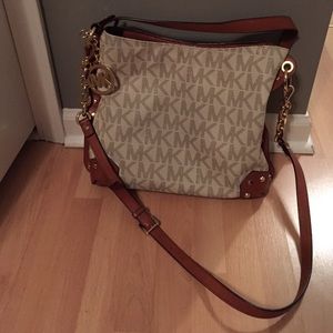 Michael Kors cross body