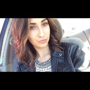 Meet your Posher, Vanessa