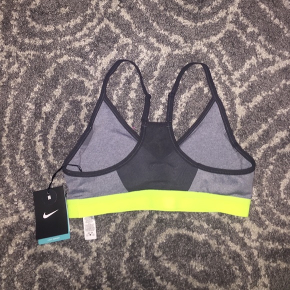 Nike Pro Training Sports Bra - Picture 2 of 2