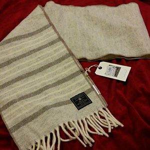 Faribault 100%wool scarve