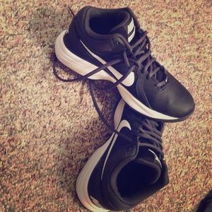 Nike Basketball Shoes overplay vIII