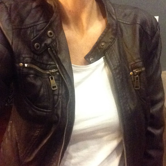 Leather Guess coat - Picture 2 of 3