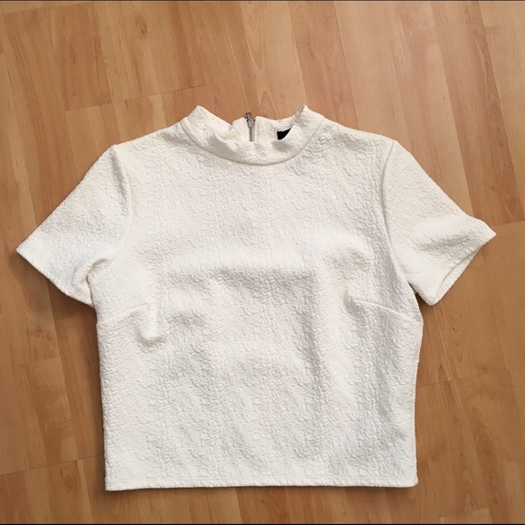 White collared top