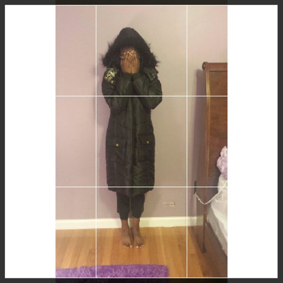 Black knee length coat buy!!! - Picture 4 of 4